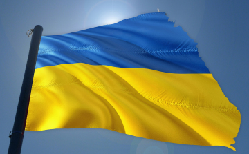 Zelenszkij: Kijev NATO-tagságért folyamodik